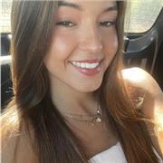 Estudiante de universidad con la titulacion B2 de Inglés Cambridge, para poder ayudar a das clases a niños pequeños.